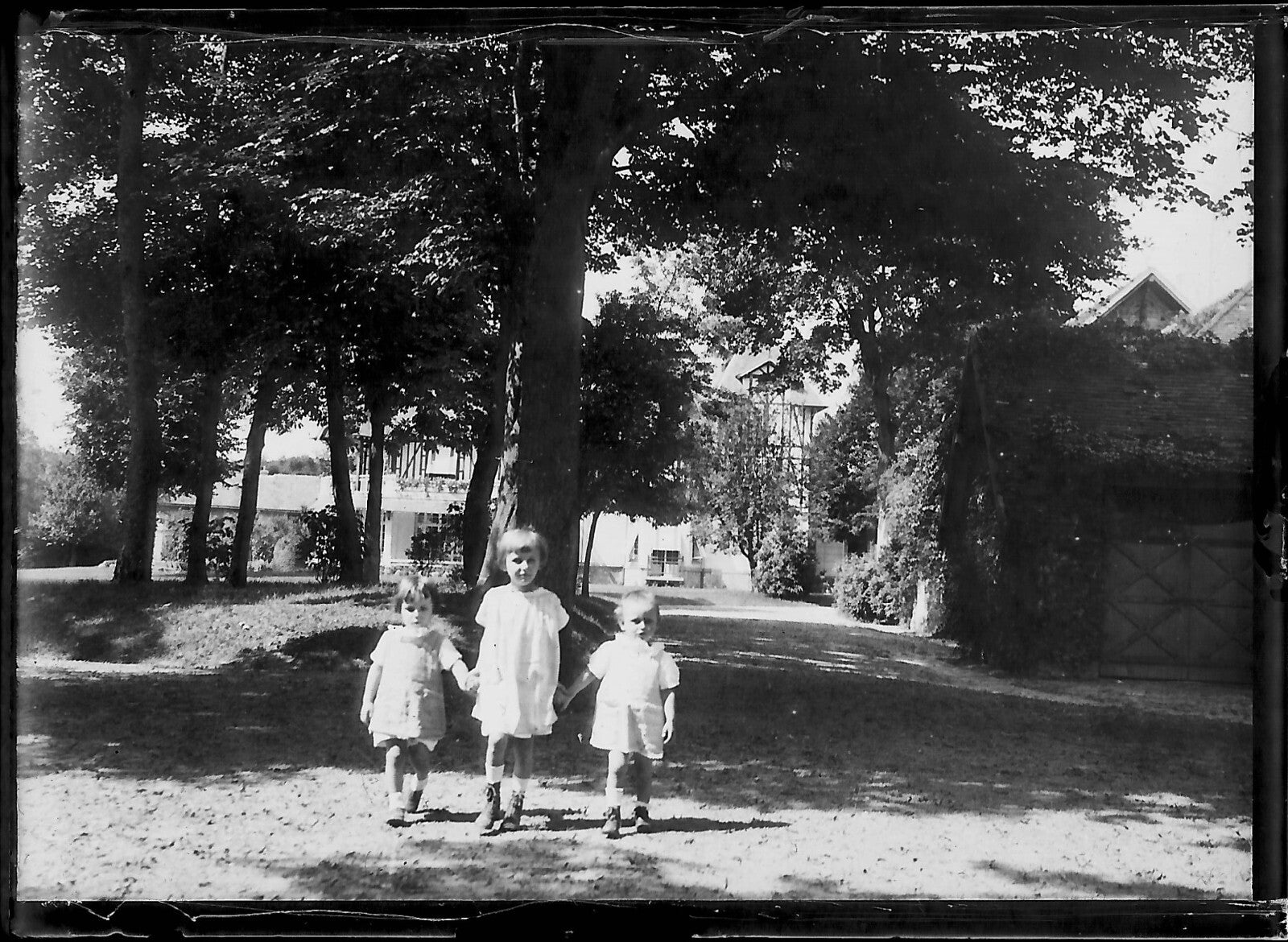 Plaque verre photo ancienne négatif 6x9 cm enfants petites filles, vintage 