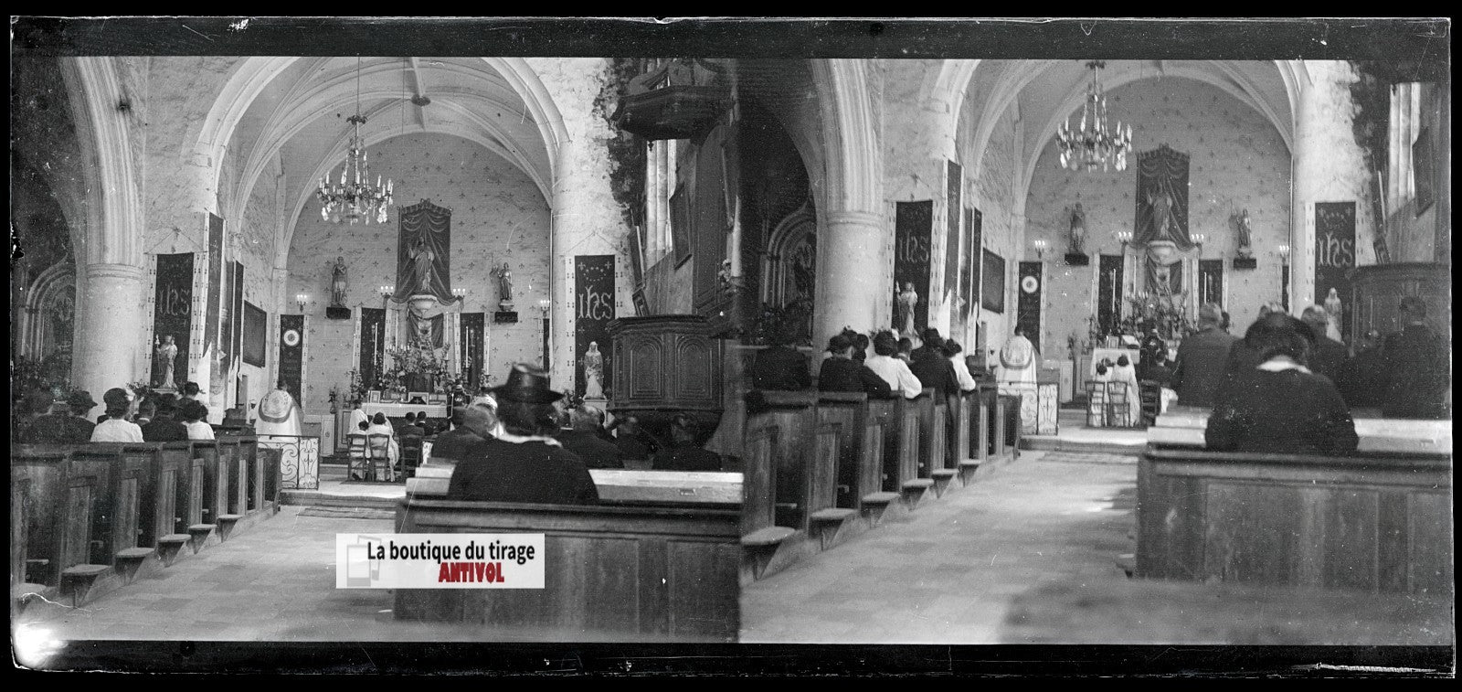 Eglise, village France, plaque verre, photo ancienne, négatif N&B 6x13 cm