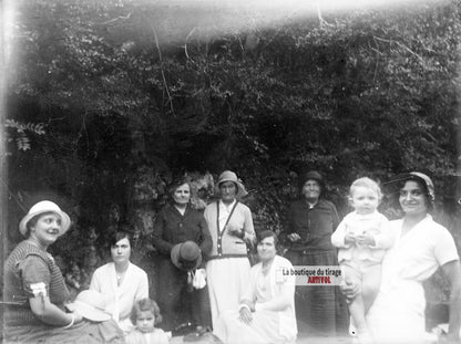 Femmes et enfants, famille, plaque verre photo ancienne, négatif 9x12 cm