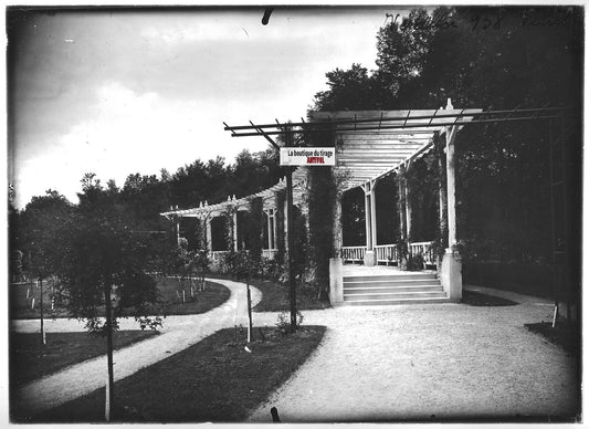 Plaque verre photo ancienne positif noir et blanc 13x18 cm Vittel Vosges jardin