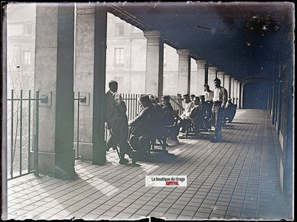 Soldats, hôpital militaire, plaque verre, photo ancienne, négatif N&B 9x12 cm