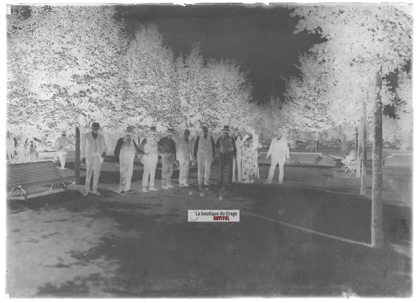 Plaque verre photo ancienne négatif noir et blanc 13x18 cm Vittel pétanque