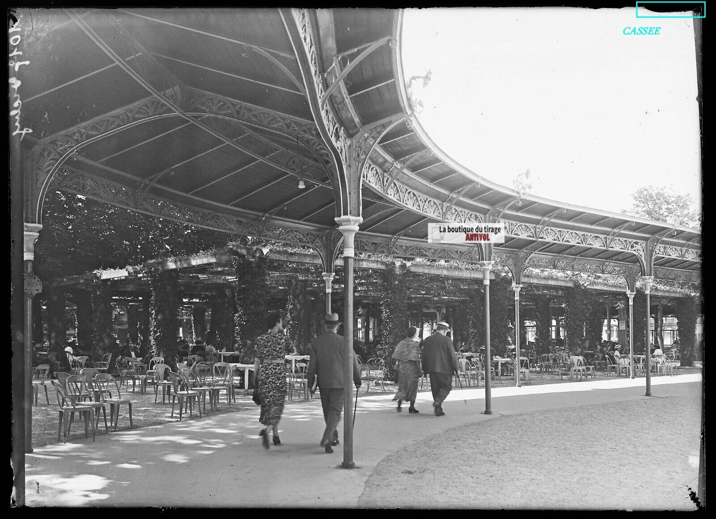 Plaque verre photo ancienne négatif noir et blanc 13x18 cm Vichy ville France