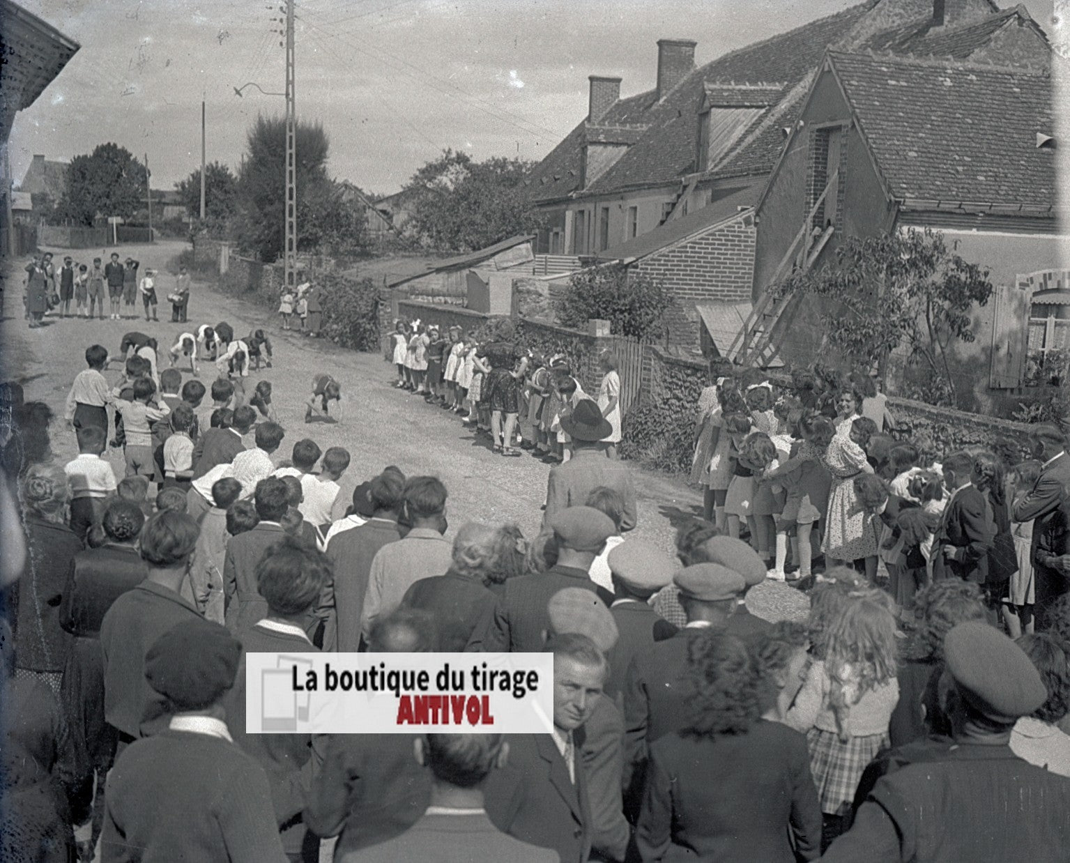 Fête de village, France, plaque verre, photo ancienne, négatif N&B 6x13 cm