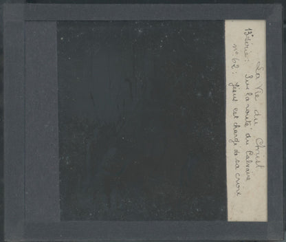 Jésus est chargé de sa croix, photo plaque verre, noir & blanc, 8,5x10 cm