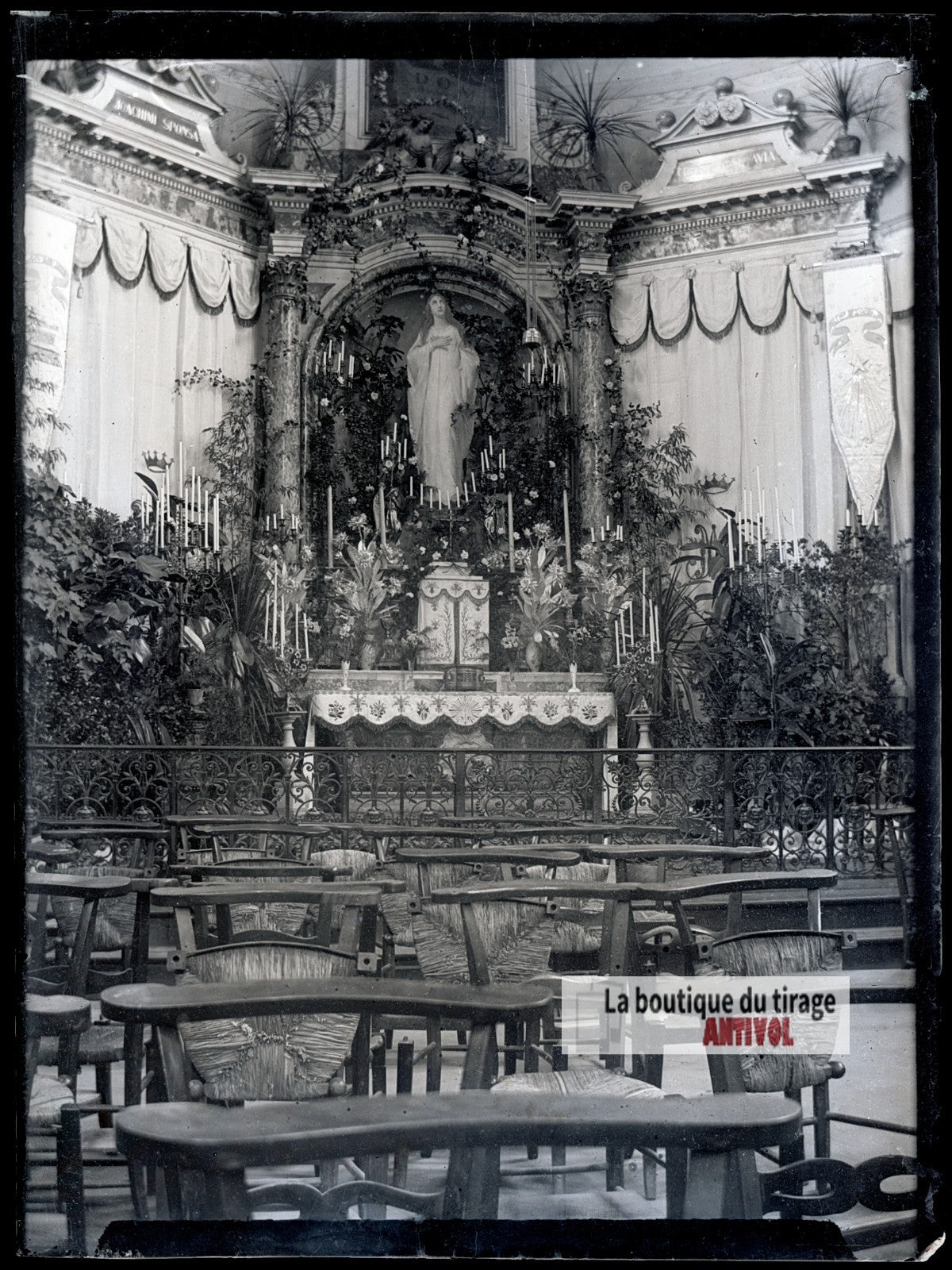Autel richement décoré, église, plaque verre photo ancienne, négatif 9x12 cm