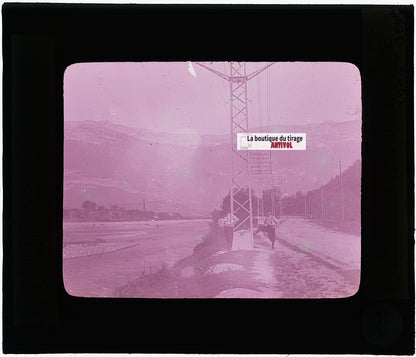 Vallée de la Romanche, photo J. Moulin, plaque verre, couleur, positif 8,5x10 cm