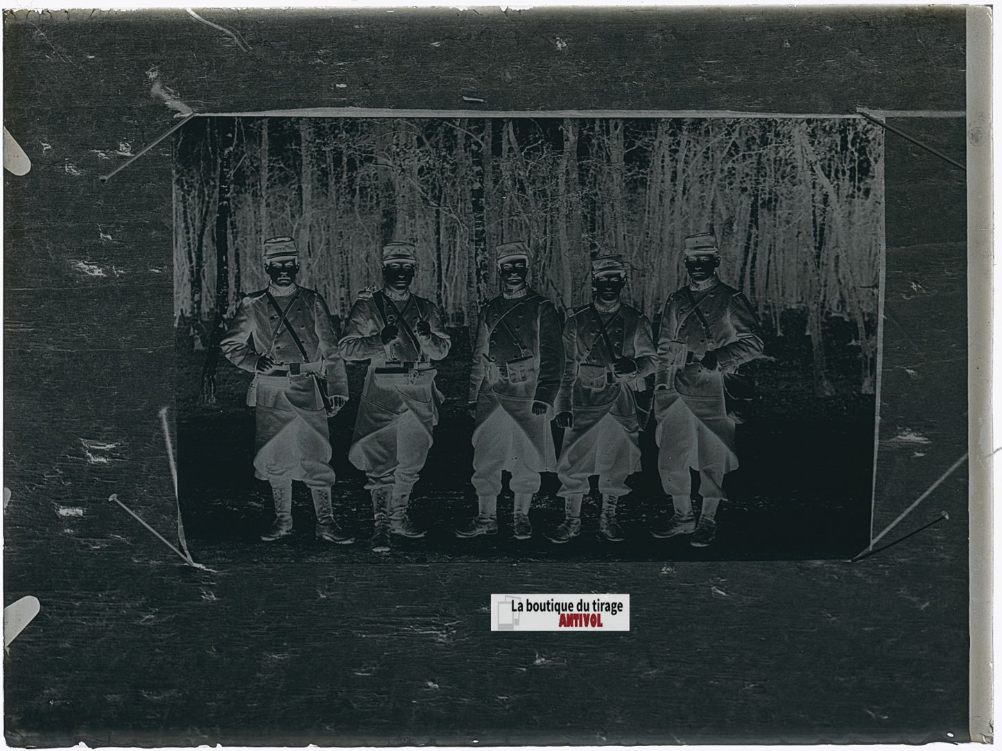 Jeunes soldats en manœuvre, plaque verre, photo ancienne, négatif N&B 9x12 cm