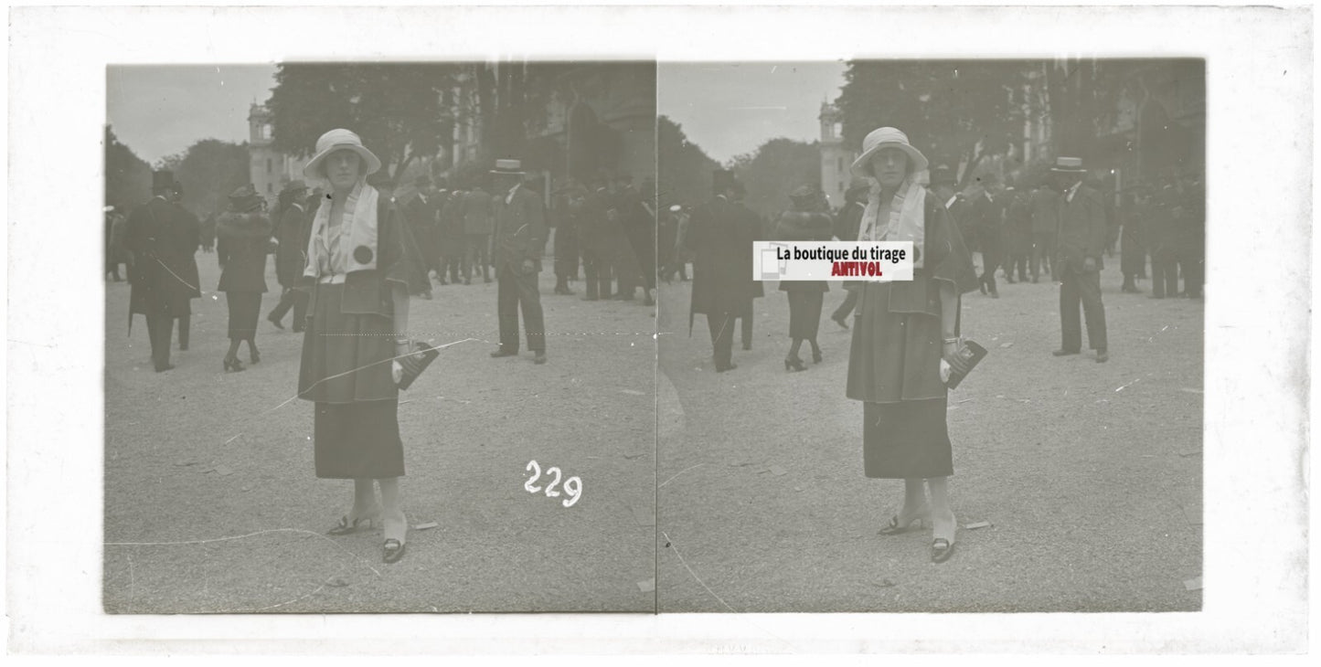 Personnages, Longchamp, Paris, plaque verre stéréoscopique, positif 8,5x17 cm