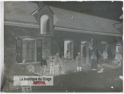 Famille paysanne, personnages, plaque verre, photo ancienne, négatif 9x12 cm