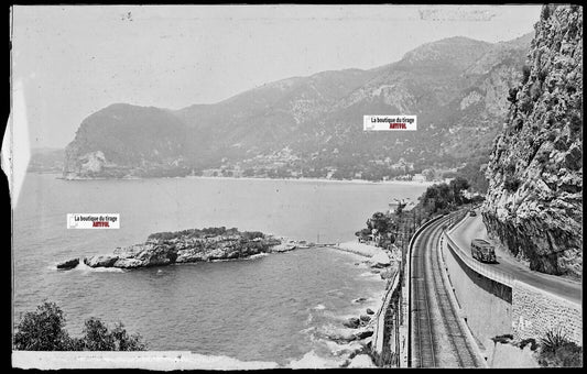 Plaque verre photo ancienne négatif noir & blanc 9x14 cm, Èze, mer, paysage