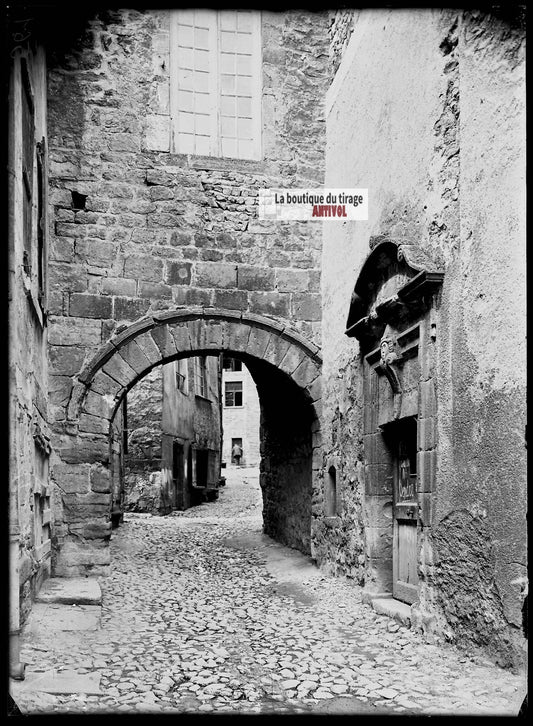 Plaque verre photo ancienne négatif noir et blanc 13x18 cm Billom ruelle rue