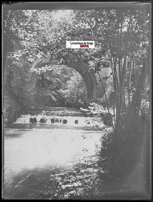 Rivière, campagne, Plaque verre photo ancienne, négatif noir & blanc 9x12 cm