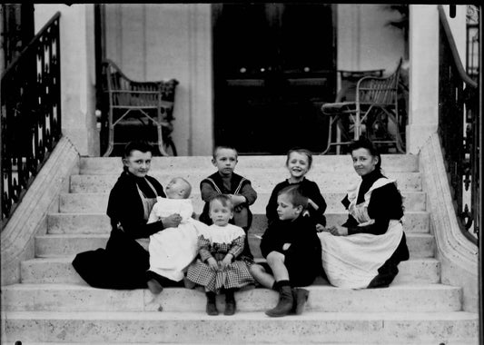 Plaque verre photo négatif 13x18 cm enfants, bébé, noir et blanc vintage femme