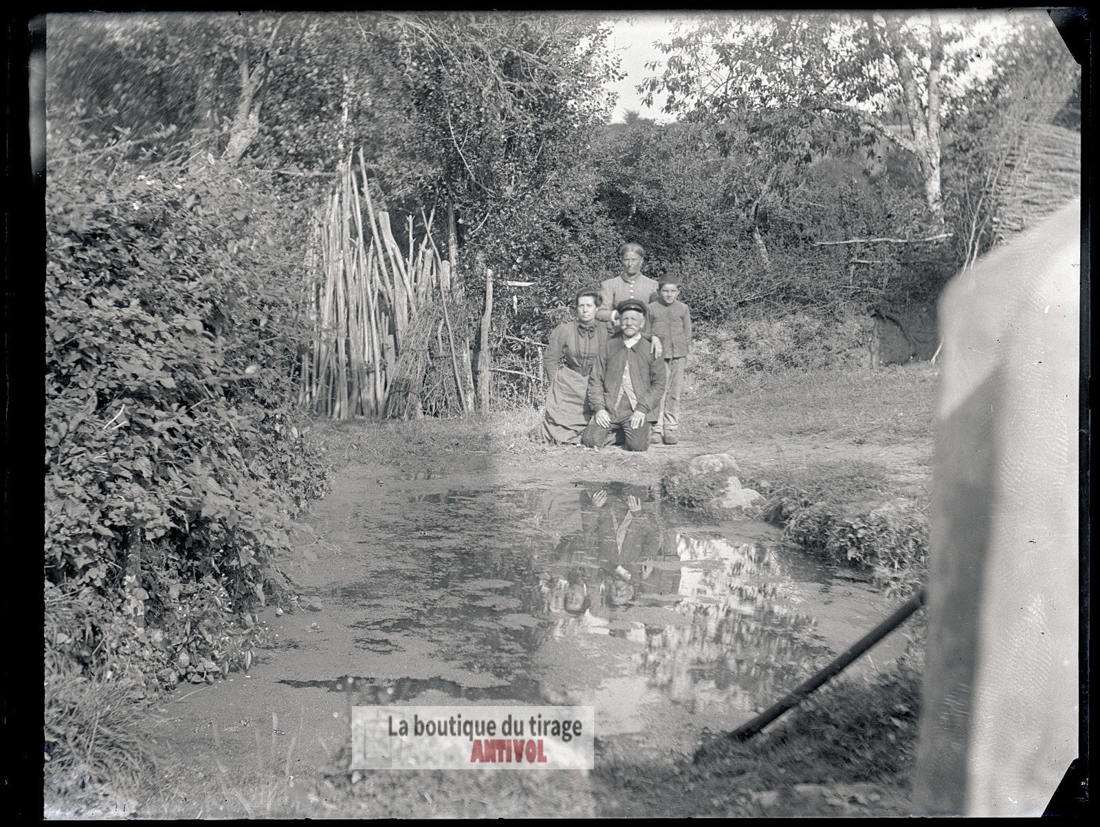 Portrait de famille, eau, plaque verre, photo ancienne, négatif 9x12 cm