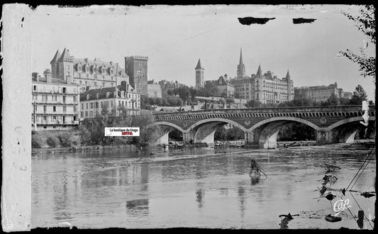 Pau, Gave rivière, Plaque verre photo ancienne, négatif noir & blanc 10x15 cm