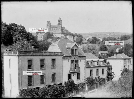 Plaque verre photo ancienne négatif noir et blanc 13x18 cm Saint-Nectaire France