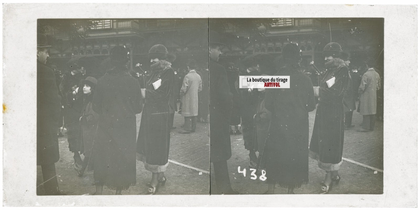 Scène de vie, Longchamp, Paris, plaque verre stéréoscopique, positif 8,5x17 cm