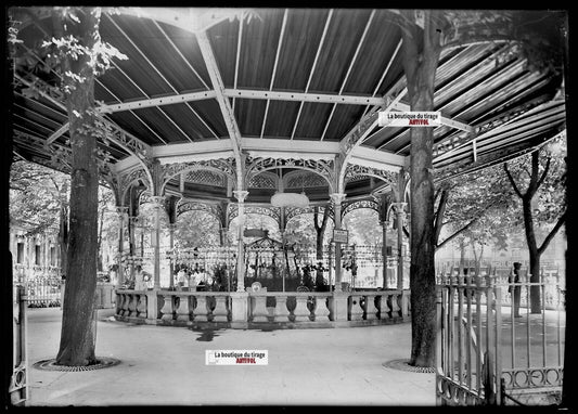 Plaque verre photo ancienne négatif noir et blanc 13x18 cm Vichy Source Hôpital