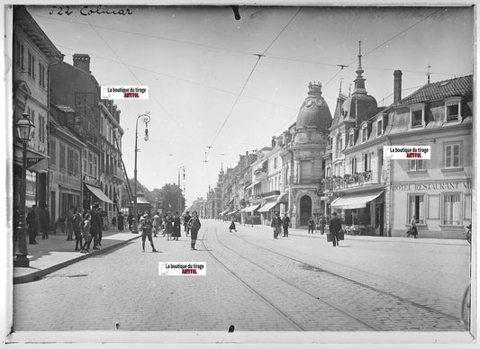 Plaque verre photo positif noir & blanc 13x18 cm Colmar centre-ville, enfants