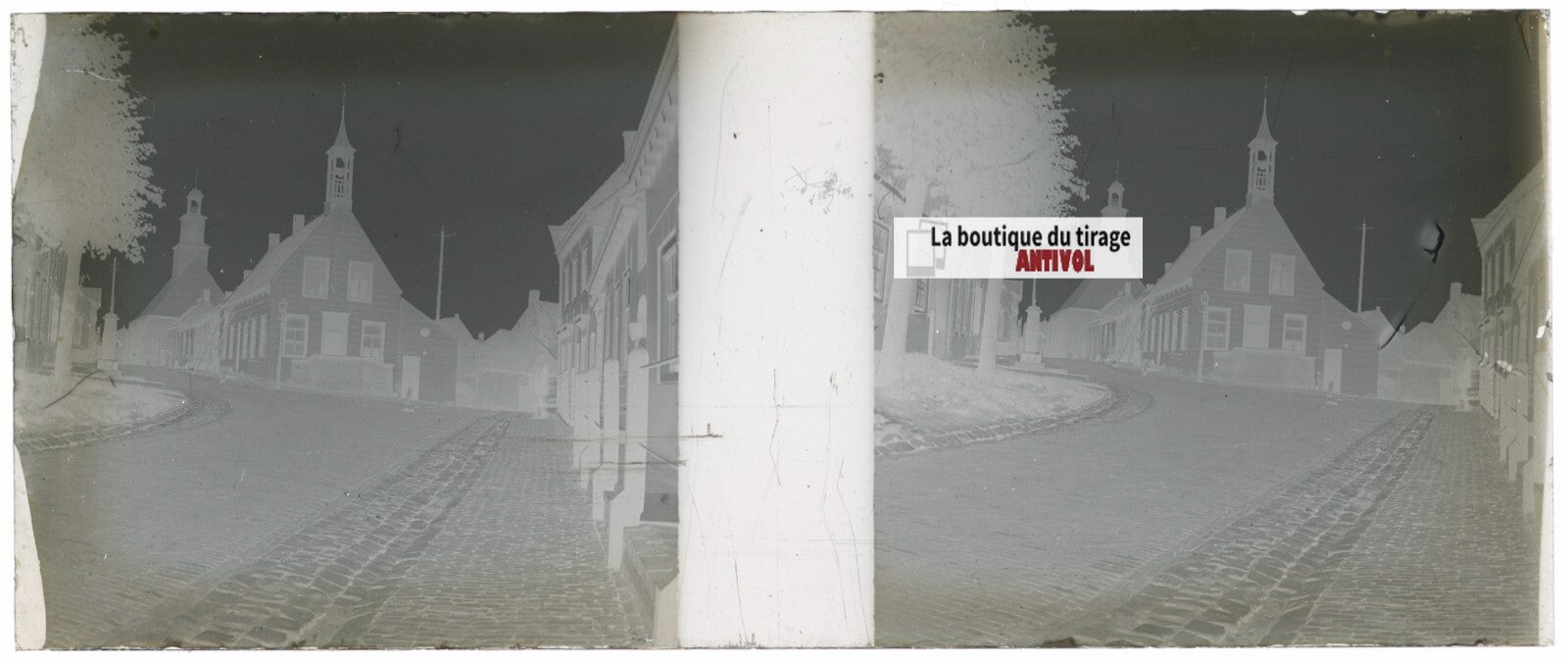 Village rue route, Plaque verre stéréo, négatif noir & blanc 4,5x10,7 cm