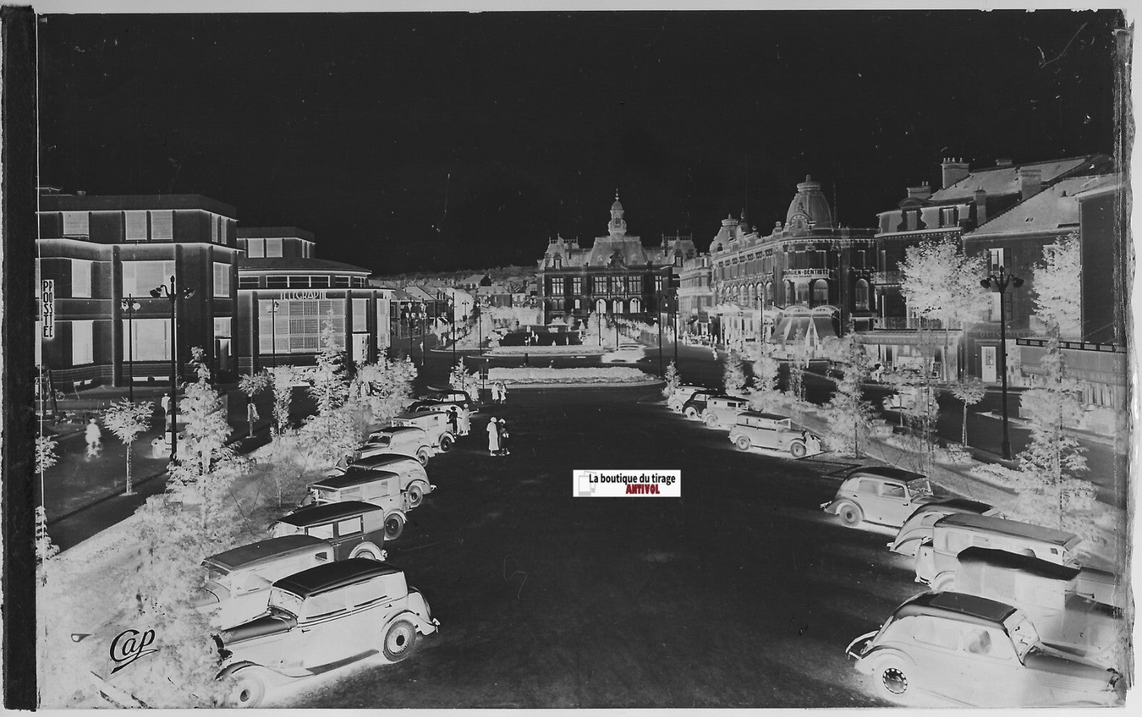 Vichy, Nouvelle Place, Plaque verre photo ancienne négatif noir & blanc 10x15 cm