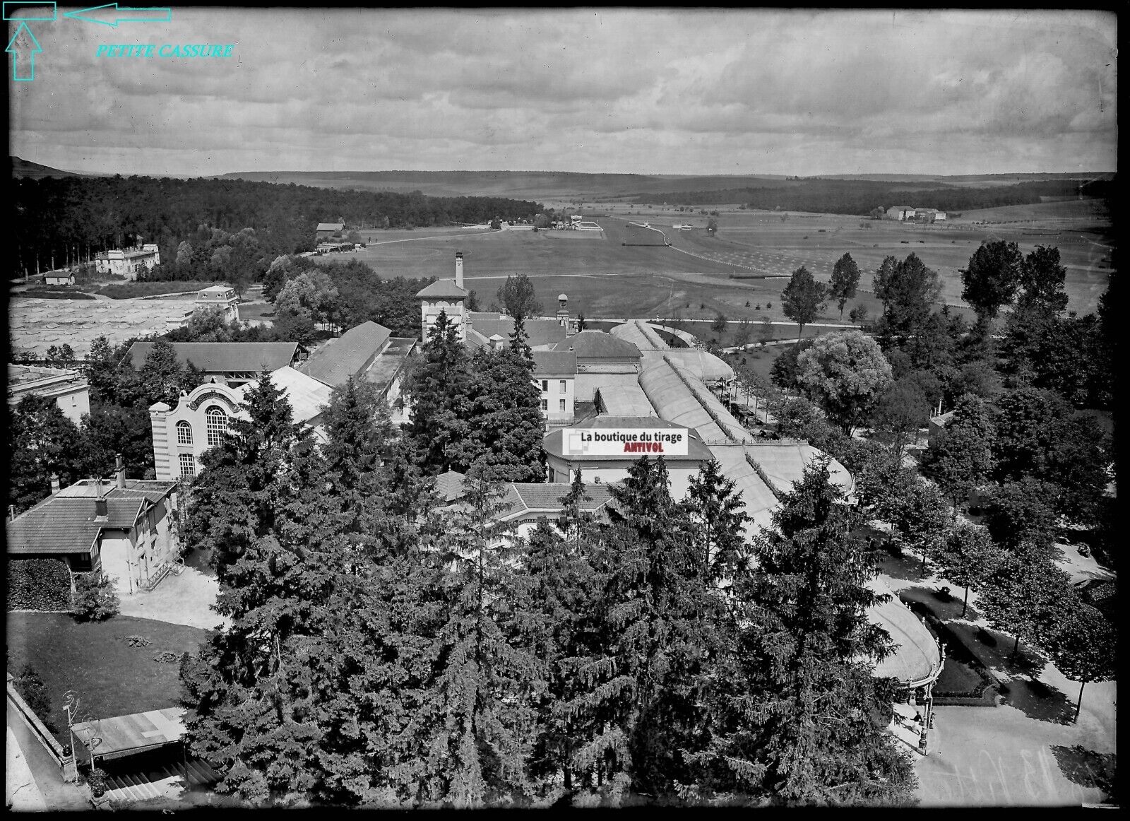 Plaque verre photo ancienne négatif noir et blanc 13x18 cm Vittel galerie therme