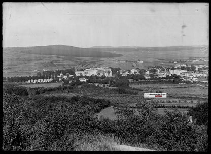 Plaque verre photo ancienne négatif noir et blanc 13x18 cm Vittel ville France