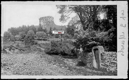 Plaque verre photo ancienne, négatif noir & blanc 9x14 cm, Murol, château ruine