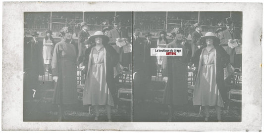 Scène de vie, Longchamp, Paris, plaque verre stéréoscopique, positif 8,5x17 cm