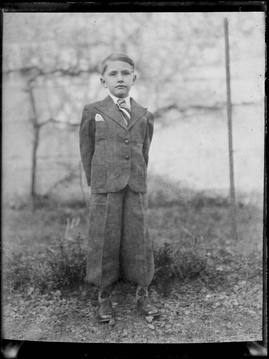 Plaque verre photo ancienne négatif noir et blanc 9x12 cm enfant costard cravate