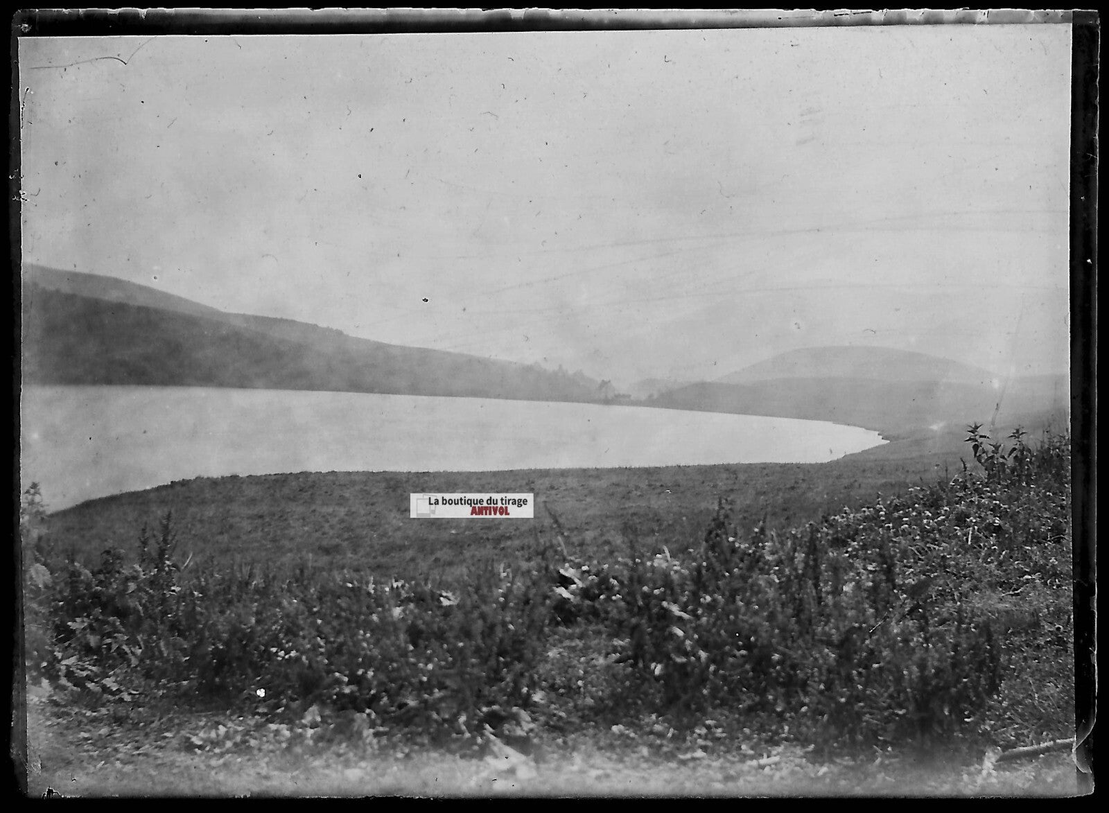 Plaque verre photo ancienne négatif noir et blanc 6x9 cm lac eau France vintage 