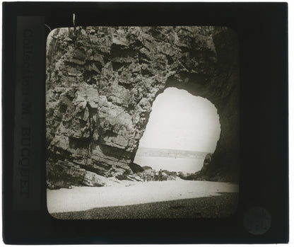Entrée des grottes de Dinan, photo ancienne plaque de verre, positif 8,5x10 cm