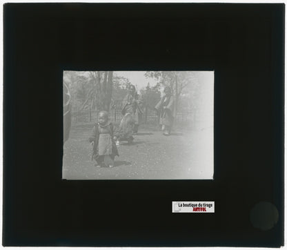 Asie, Japon, enfants, photo plaque verre, noir & blanc, positif 8,5x10 cm