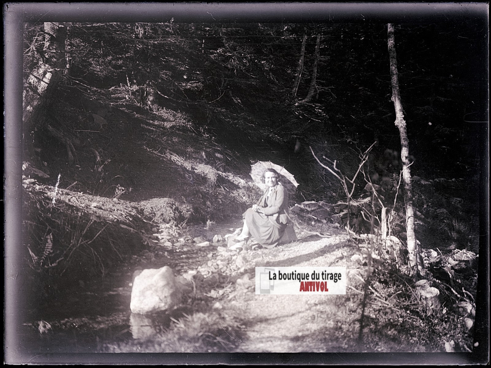 Femme, personnage, photo ancienne plaque verre, négatif noir & blanc, 9x12 cm