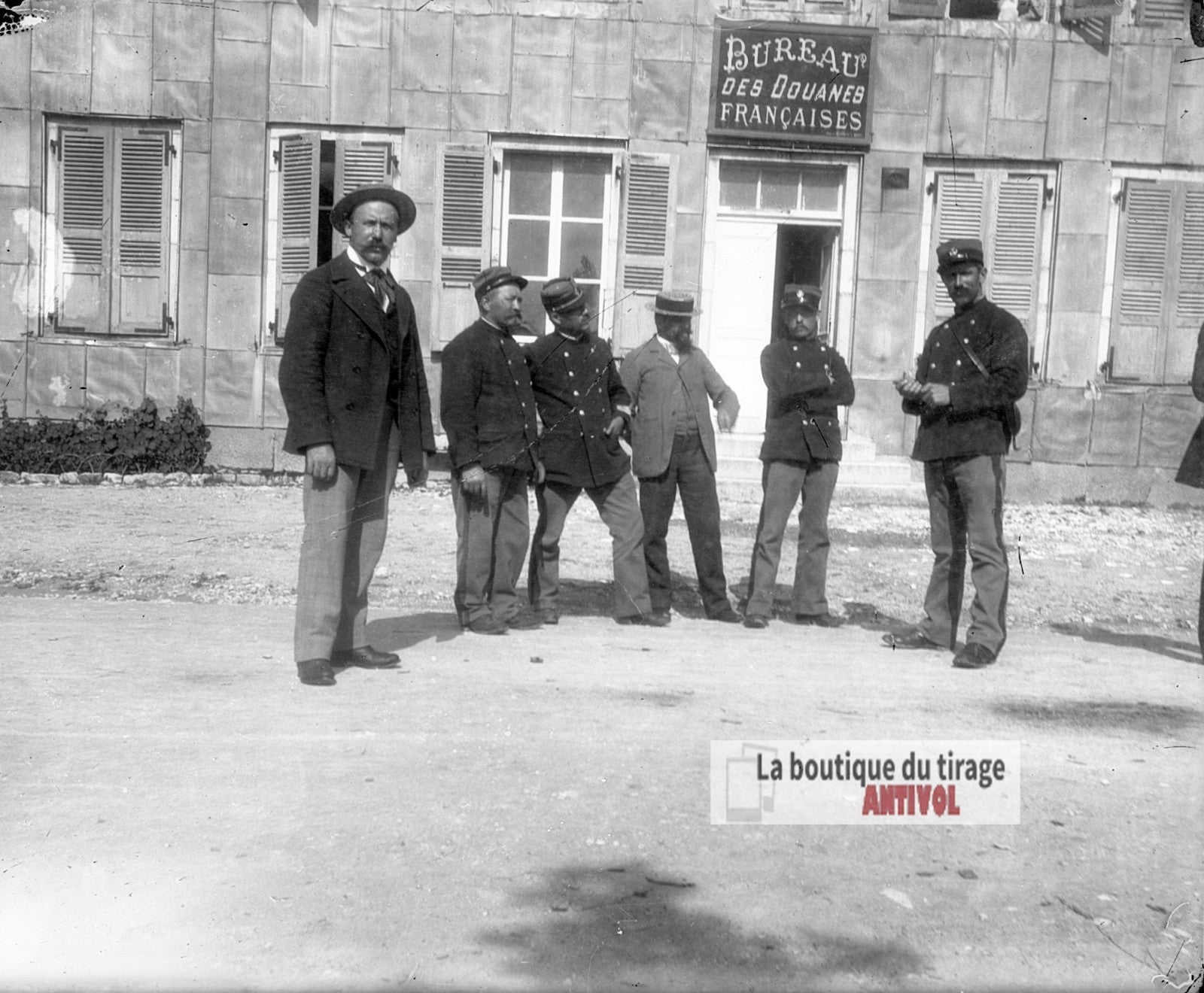 Bureau des Douanes françaises, plaque verre photo ancienne, négatif 9x12 cm