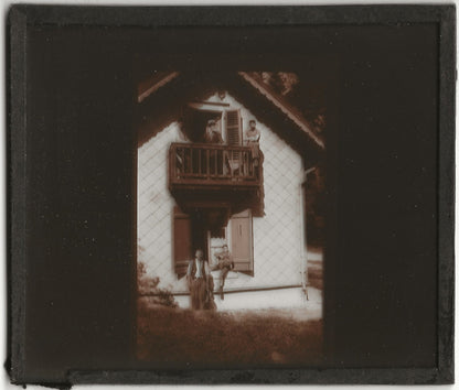 Maison de campagne, personnages, photo plaque de verre, positif 8,5x10 cm
