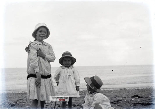 Enfants à Berck-sur-Mer, France, plaque verre photo ancienne, négatif 9x12 cm