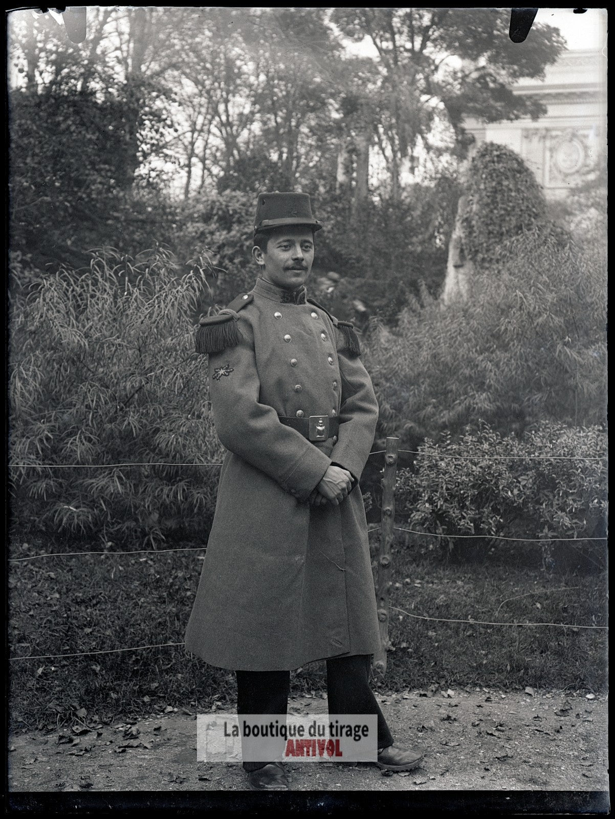 Officier français, soldat, parc, plaque verre, photo ancienne, négatif 9x12 cm