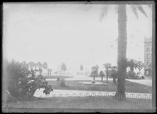 Plaque verre photo ancienne négatif noir et blanc 6x9 cm bord mer Nice Cannes ? - La Boutique Du Tirage 