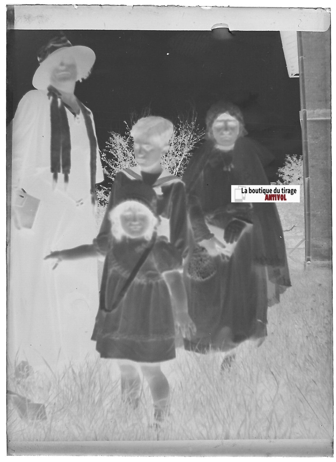 Flou, curiosité, Plaque verre photo ancienne, négatif noir & blanc 6x9 cm