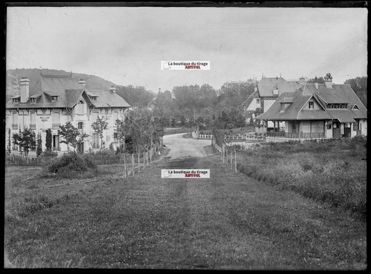 Plaque verre photo ancienne négatif noir et blanc 13x18 cm Vittel maisons