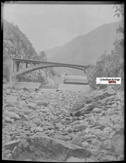 Barrage, pont, eau, Plaque verre photo ancienne, négatif noir & blanc 9x12 cm