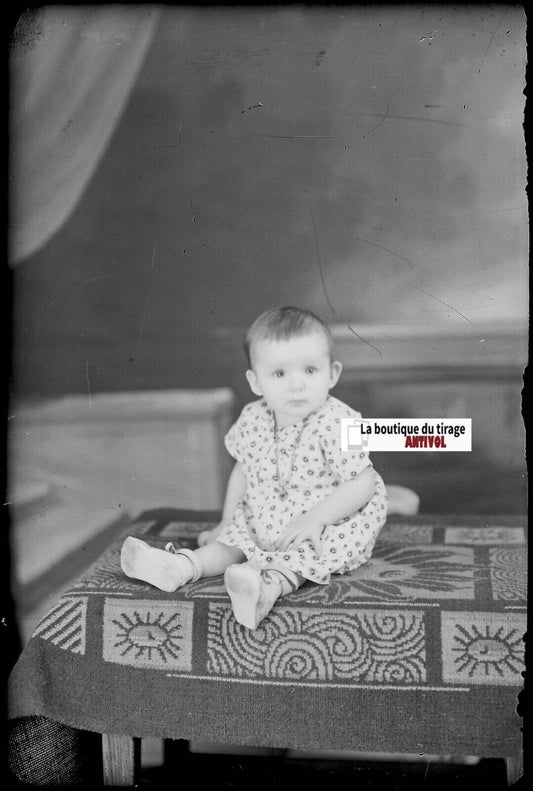 Enfant, bébé, Plaque verre photo, négatif noir & blanc 10x15 cm France