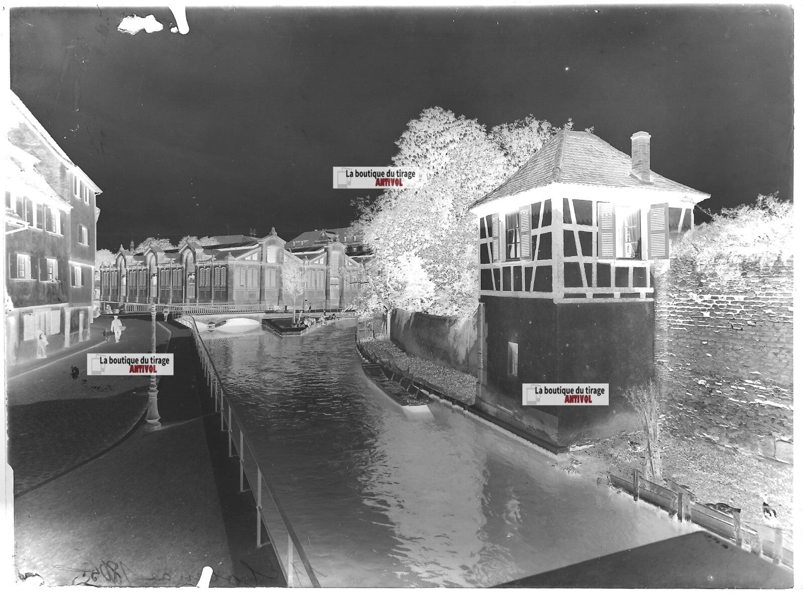 Plaque verre photo ancienne négatif noir et blanc 13x18 cm Colmar eau France