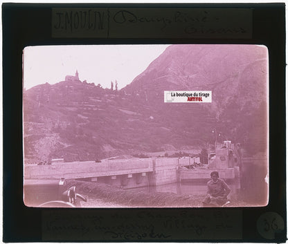 Barrages du Chambon, photo J. Moulin, plaque verre, couleur, positif 8,5x10 cm