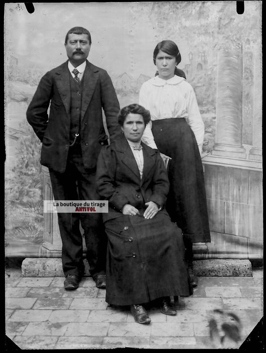 Plaque verre photo ancienne négatif noir et blanc 9x12 cm famille vintage 