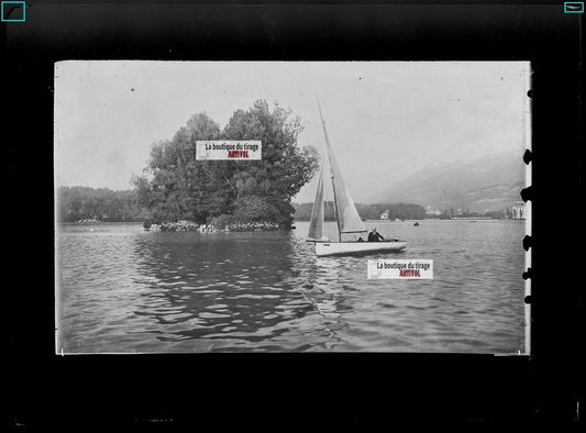 Plaque verre photo négatif noir et blanc 13x18 cm lac Annecy bateau France