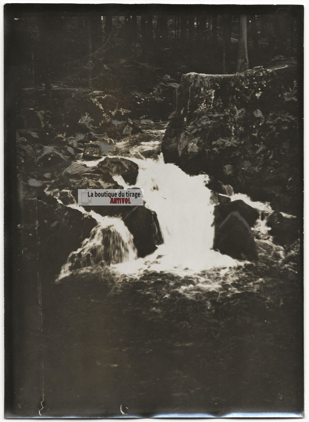 Plaque verre photo ancienne négatif noir et blanc 13x18 cm Gérardmer saut Cuves