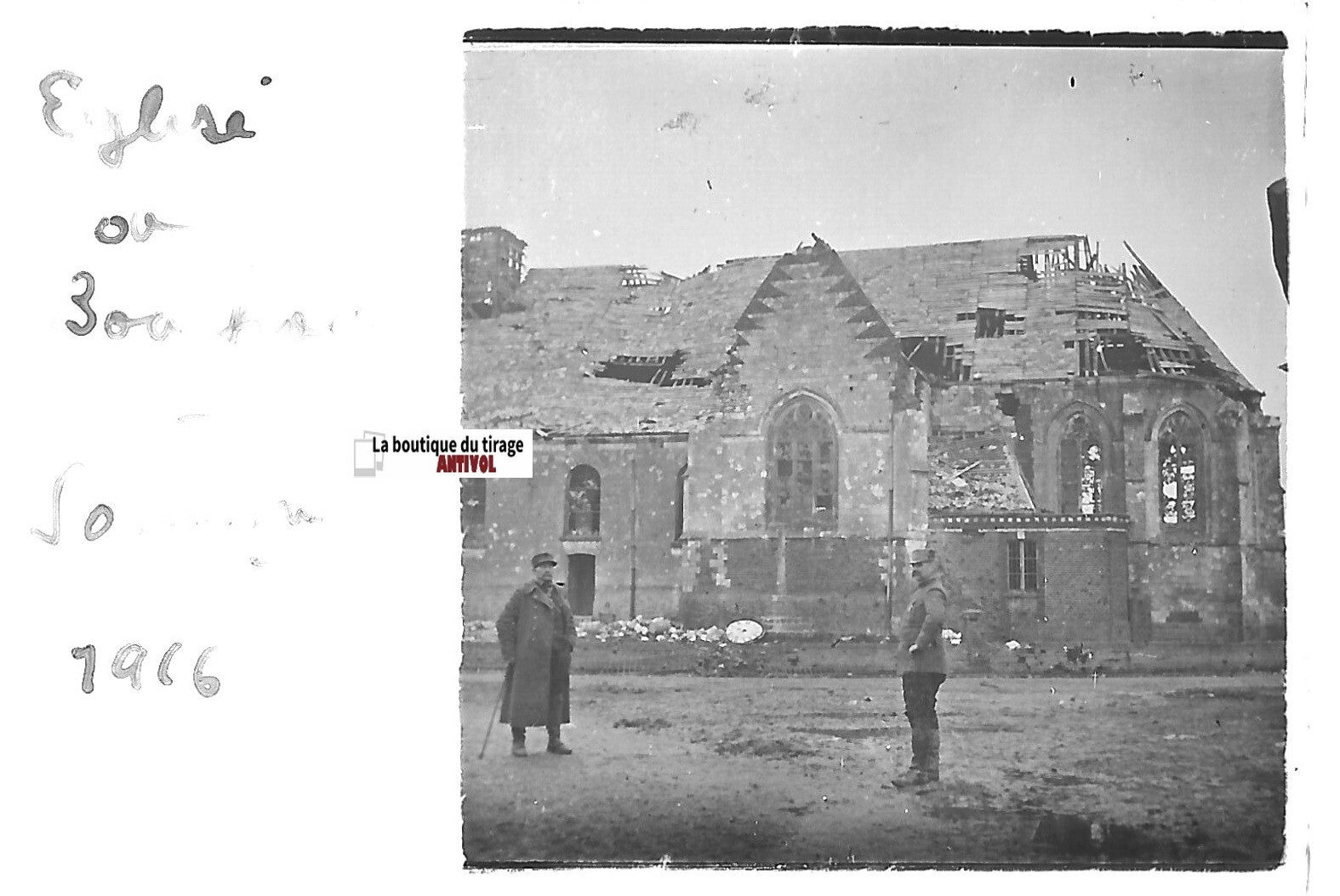 Bouchoir église, Plaque verre stéréo, positif ancien noir & blanc 4,5x10,7 cm